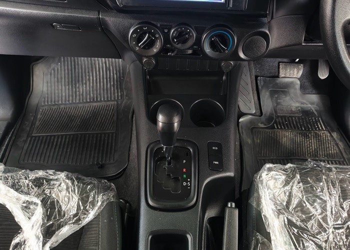 Used 5
                    TOYOTA
                     for Sale Image