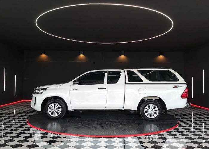 Used 5
                    TOYOTA
                     for Sale Image