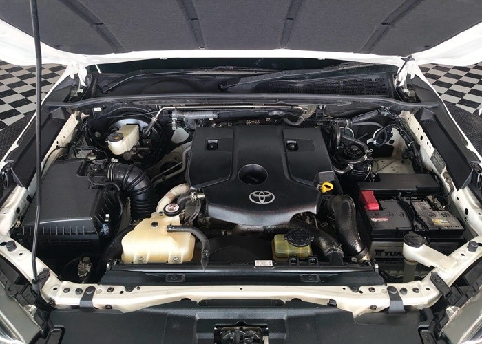Used 5
                    TOYOTA
                     for Sale Image