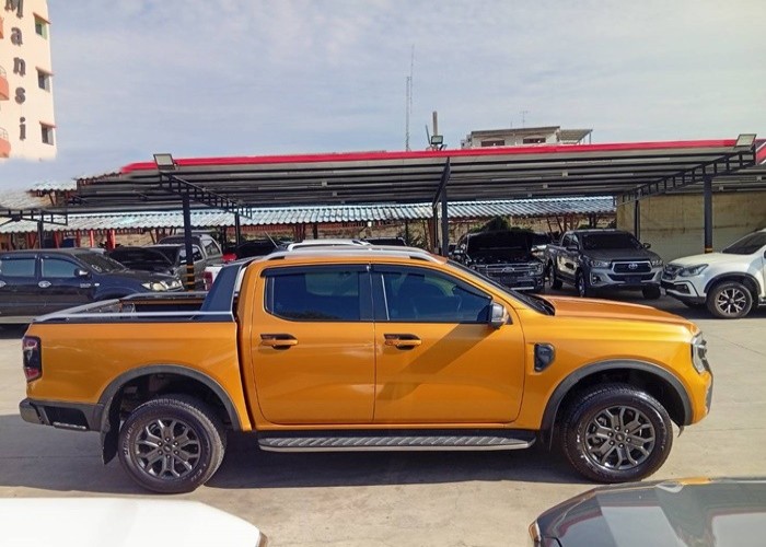 Used 12
                    FORD
                     for Sale Image