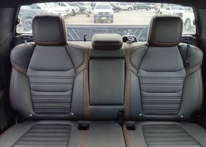 Used 1
                    ISUZU
                     for Sale Image