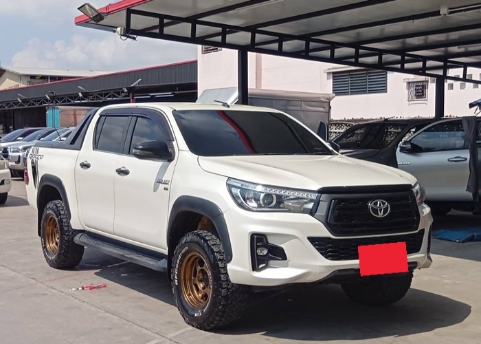 Used 9
                    TOYOTA
                     for Sale Image