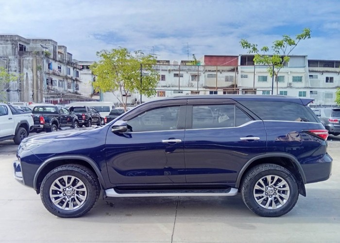 Used 10
                    TOYOTA
                     for Sale Image