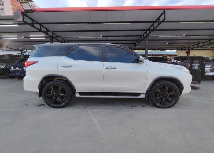 Used 1
                    TOYOTA
                     for Sale Image