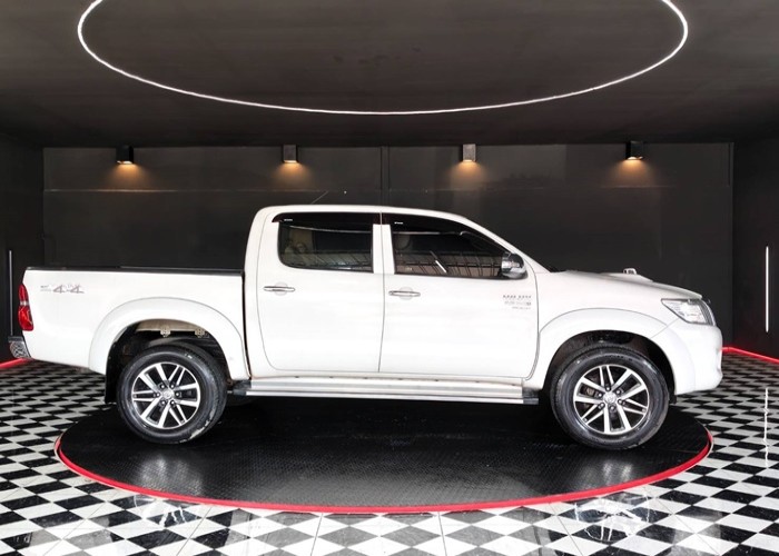 Used 4
                    TOYOTA
                     for Sale Image