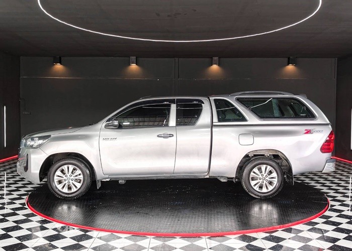 Used 6
                    TOYOTA
                     for Sale Image