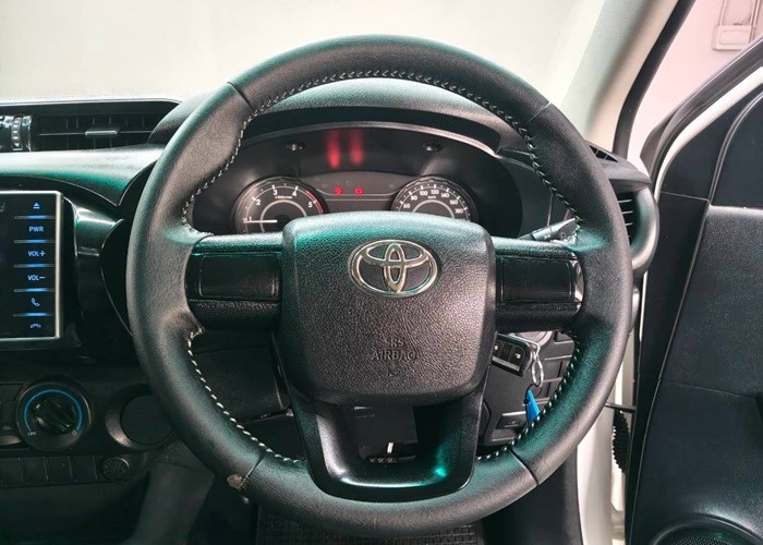Used 5
                    TOYOTA
                     for Sale Image