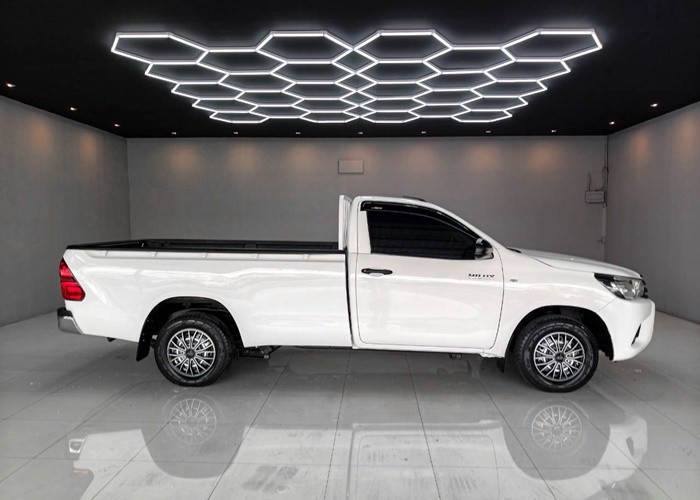 Used 5
                    TOYOTA
                     for Sale Image