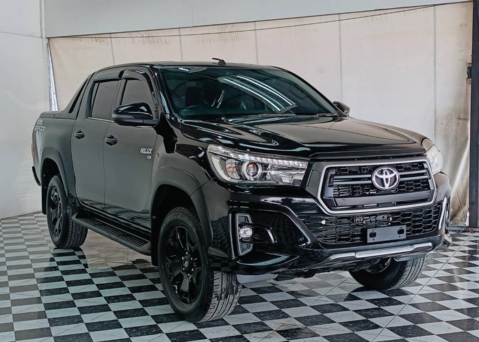 Used 11
                    TOYOTA
                     for Sale Image