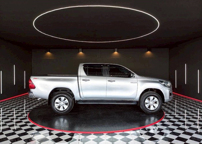Used 7
                    TOYOTA
                     for Sale Image