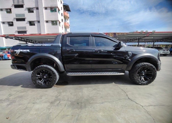 Used 12
                    FORD
                     for Sale Image