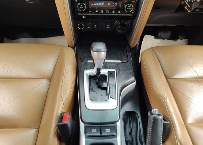 Used 5
                    TOYOTA
                     for Sale Image