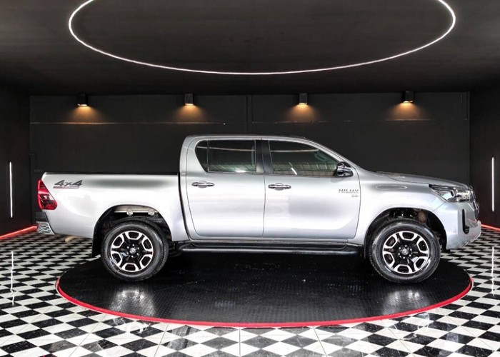 Used 9
                    TOYOTA
                     for Sale Image