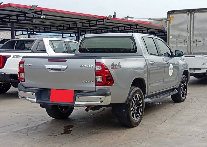 Used 9
                    TOYOTA
                     for Sale Image