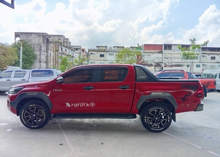 Used 4
                    TOYOTA
                     for Sale Image