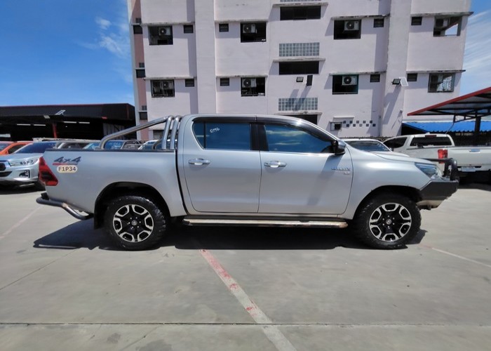 Used 4
                    TOYOTA
                     for Sale Image