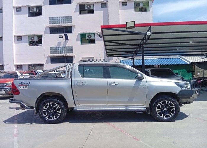 Used 4
                    TOYOTA
                     for Sale Image
