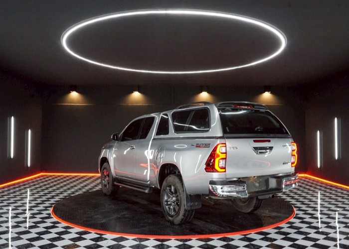 Used 5
                    TOYOTA
                     for Sale Image