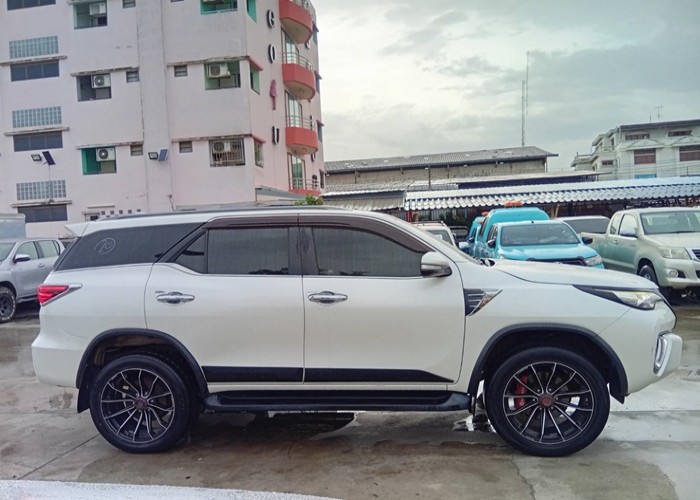 Used 1
                    TOYOTA
                     for Sale Image