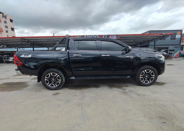 Used 4
                    TOYOTA
                     for Sale Image