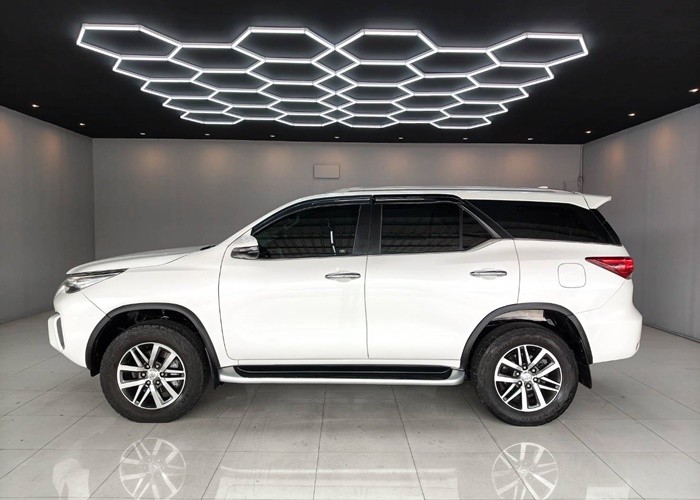 Used 6
                    TOYOTA
                     for Sale Image