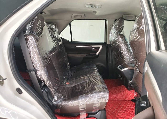 Used 6
                    TOYOTA
                     for Sale Image