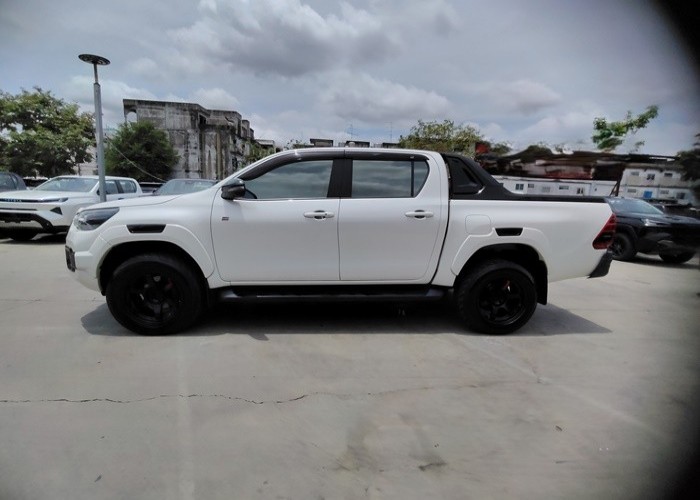 Used 11
                    TOYOTA
                     for Sale Image
