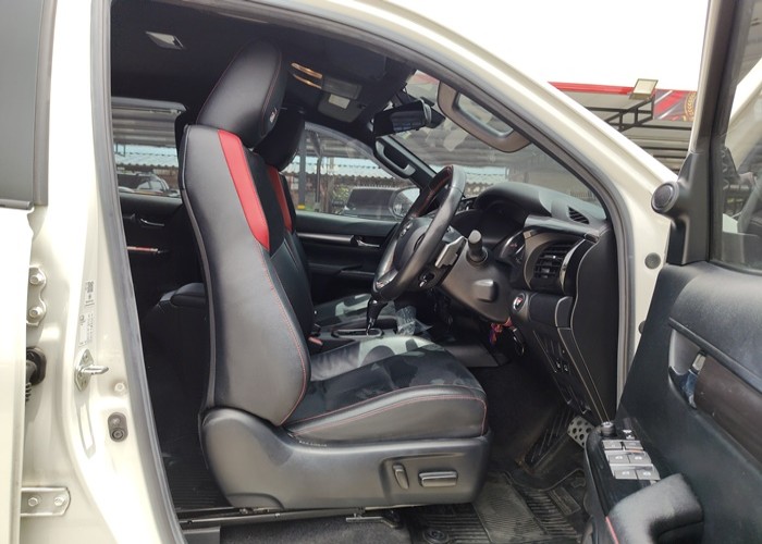 Used 11
                    TOYOTA
                     for Sale Image