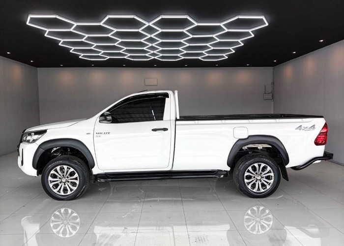 Used 5
                    TOYOTA
                     for Sale Image