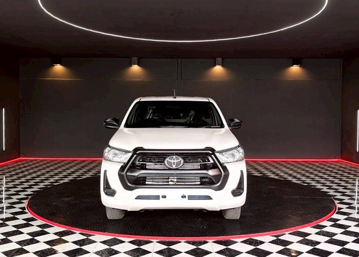Used 5
                    TOYOTA
                     for Sale Image