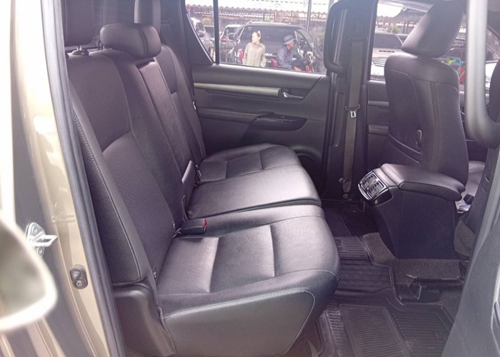 Used 7
                    TOYOTA
                     for Sale Image