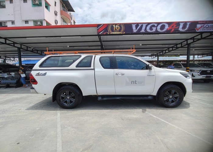 Used 11
                    TOYOTA
                     for Sale Image