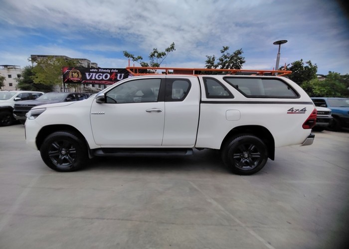Used 11
                    TOYOTA
                     for Sale Image