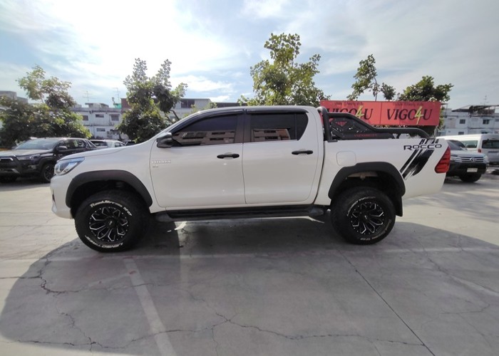 Used 4
                    TOYOTA
                     for Sale Image