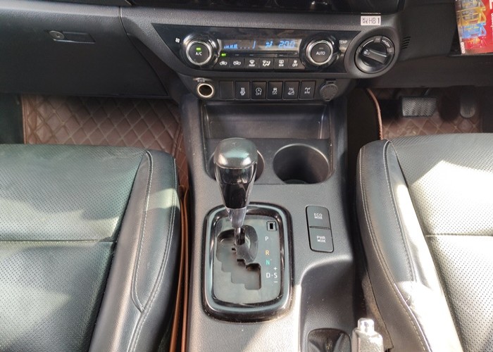 Used 4
                    TOYOTA
                     for Sale Image