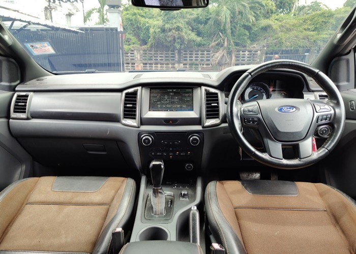 Used 12
                    FORD
                     for Sale Image