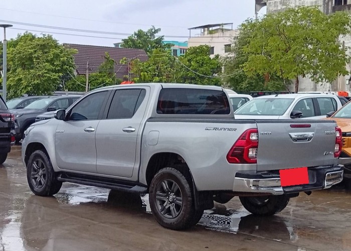 Used 12
                    TOYOTA
                     for Sale Image