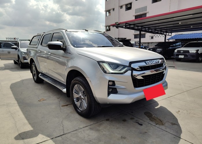 Used 5
                    ISUZU
                     for Sale Image