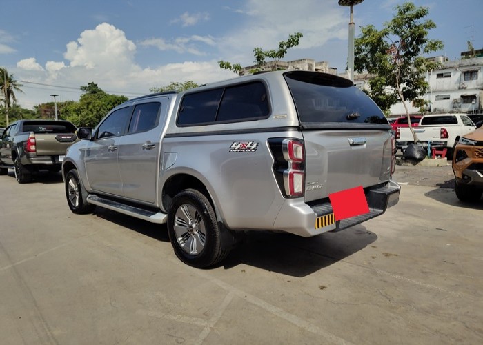 Used 5
                    ISUZU
                     for Sale Image