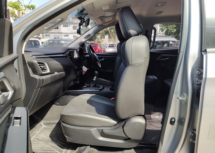 Used 5
                    ISUZU
                     for Sale Image