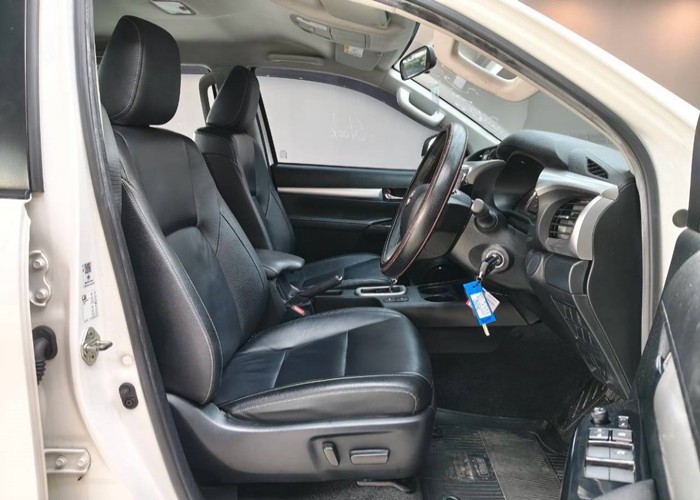 Used 11
                    TOYOTA
                     for Sale Image
