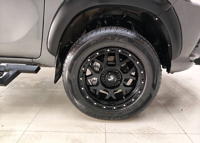 Used 10
                    TOYOTA
                     for Sale Image