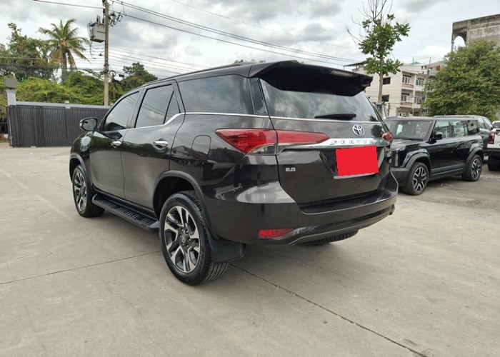 Used 10
                    TOYOTA
                     for Sale Image
