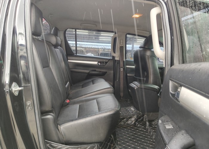 Used 10
                    TOYOTA
                     for Sale Image