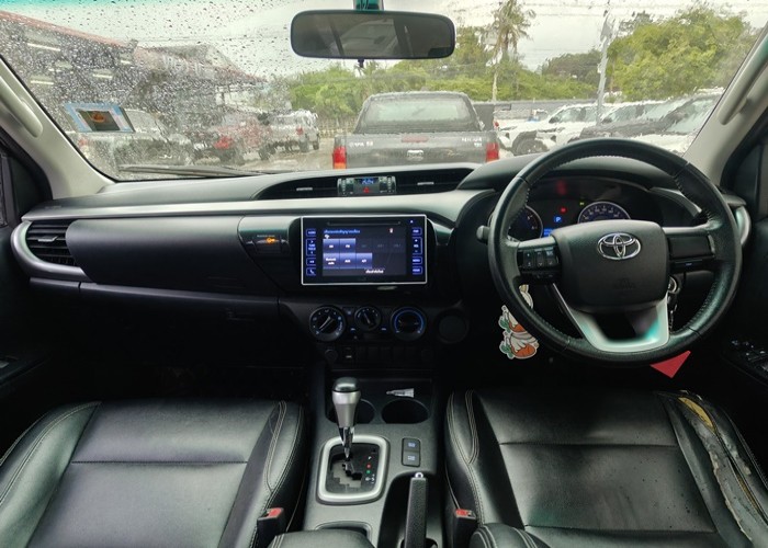 Used 10
                    TOYOTA
                     for Sale Image
