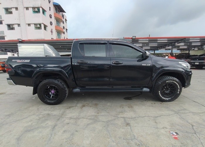 Used 10
                    TOYOTA
                     for Sale Image