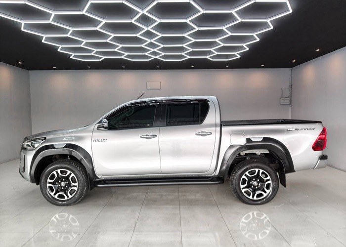 Used 9
                    TOYOTA
                     for Sale Image