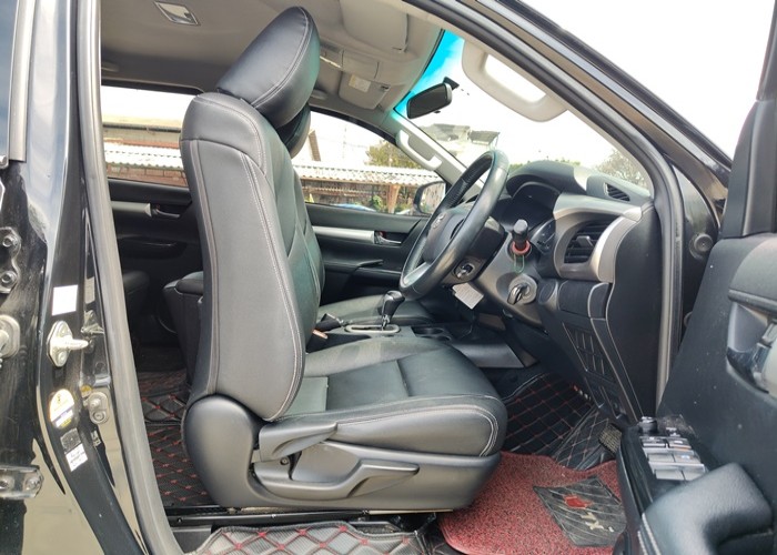 Used 7
                    TOYOTA
                     for Sale Image