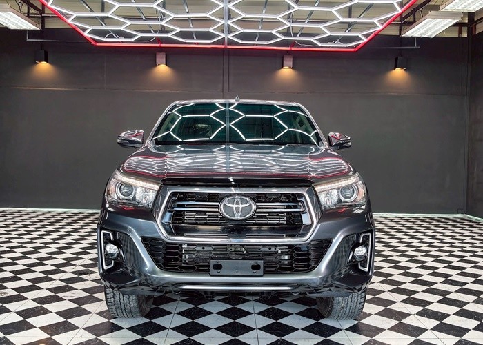 Used 9
                    TOYOTA
                     for Sale Image