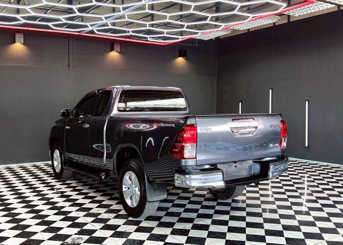 Used 9
                    TOYOTA
                     for Sale Image